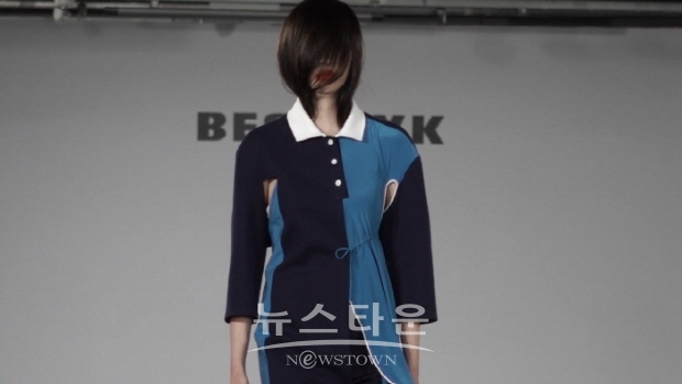 BESFXXK FASHION SHOW(김한정 기자)