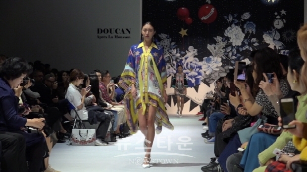 2020 S/S 서울패션위크 최충훈 디자이너의 DOUCAN 패션쇼(김한정 기자)