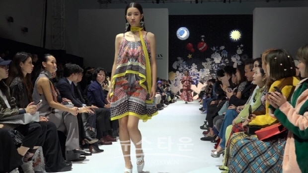 2020 S/S 서울패션위크 최충훈 디자이너의 DOUCAN 패션쇼(김한정 기자)