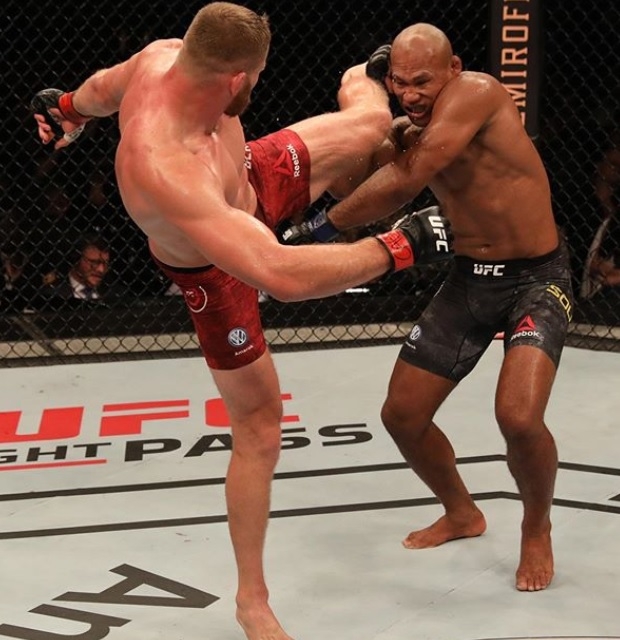 (사진 : UFC 공식 인스타그램)