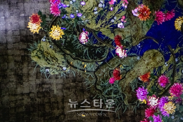 아트 컬렉티브 팀랩의 새로운 전시 'teamLab-LIFE'
