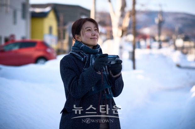 씨네리와인드 올해의 여자 주연 배우에 ‘윤희에게’ 김희애