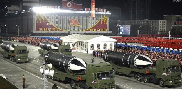 제임스 마틴 비확산연구센터(CNS)의 미사일 연구자 제프리 루이스는 “한국은 초대형 재래식 탄두를 북한 지하시설 등에 명중시키겠다고 결의한 것으로 보인다”면서 “거기에는 단순한 질투도 있다. 다시 말해 북한이 그런 능력을 보유한다면, 한국도 같은 조치를 취하는 게 당연하다는 생각”이라고 강조했다.(사진 : 유튜브)