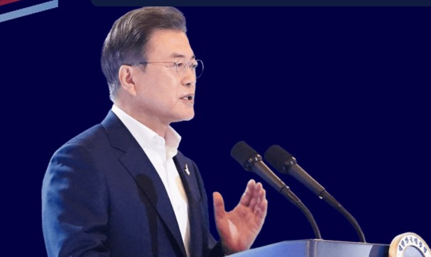 문 대통령은 “코로나 극복, 경제회복, 민생안정, 부동산 부패청산 등 국민의 절실한 요구를 실현하는데 매진하겠다”고 말해 일부에서는 부동산 문제를 포함한 국정 전반에 대한 정책기조가 달라지는 것 아니냐는 조심스러운 관측도 나온다. (사진 : 청와대 홈페이지 부분 캡처)