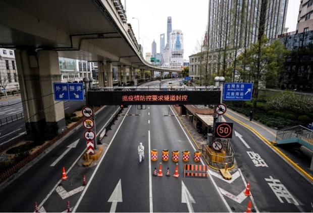 도시봉쇄(Lockdown)중인 중국의 금융허브 도시 상하이. 유튜브 가루무리