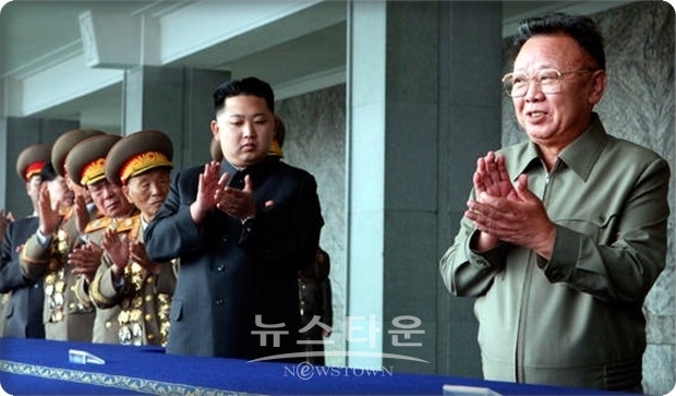 사설은 김정일 덕분에 국방공업이 발전해 어떤 최신예 무기라도 뜻대로 할 수 있게 됐다며 앞으로도 방위력을 철벽으로 굳혀 나가야 한다고 주장했다.