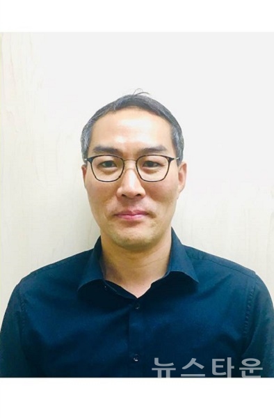 경북도, 탁월한 실적발휘 공무원 2명에 특별 승급·상여금 지급_김충현