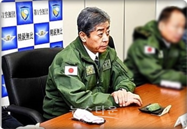 와야씨 방위상(위 사진)은 이어 일-한의 방위 당국이 지난 14일에 싱가포르에서 실무 협의를 가진 것과 관련, “인식을 일치시키지 못한 것은 매우 유감이지만, 앞으로도 서로 이야기할 필요가 있다”며 협의를 계속할 생각을 나타냈다.