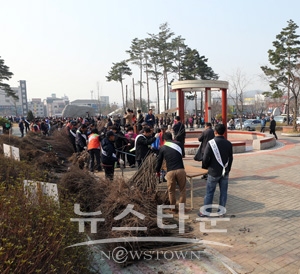 나무 나누어 주기 행사