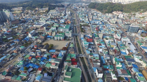 도시재생 뉴딜사업이 추진되는 중학동 일대 전경