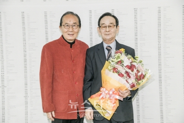 3.1절 100주년 기념 '대한민국을 빛낸 칭찬주인공' 시상식 ‘나경택’ 총재 인터뷰(김한정 기자)