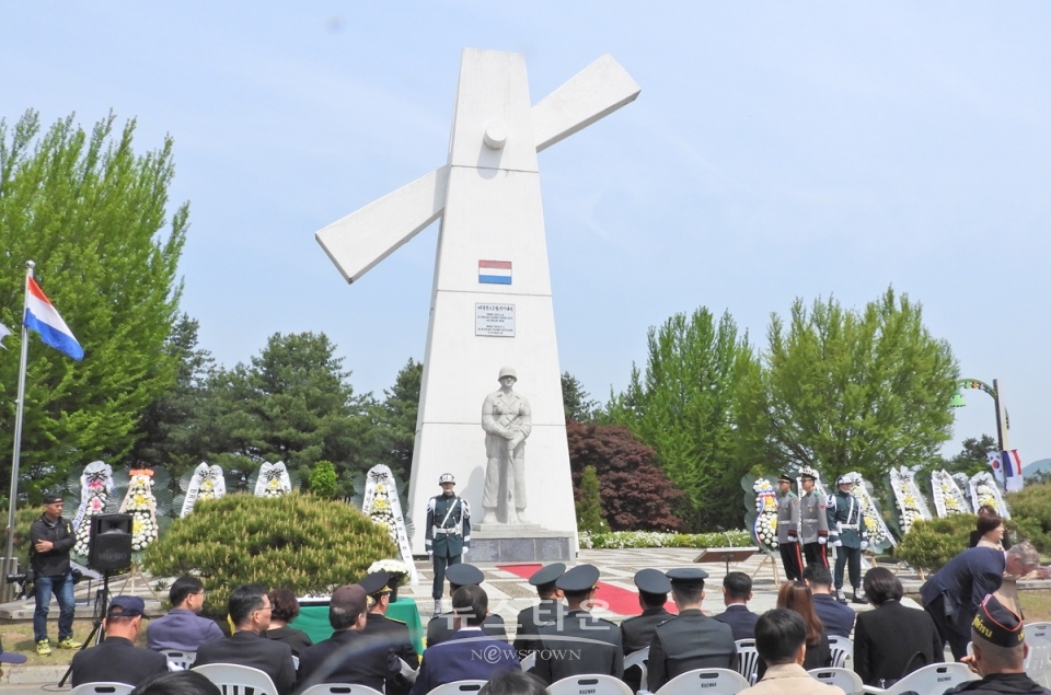 2019년 네덜란드군 참전비 추모행사