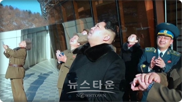 9일 발사체 발사로 지난 4일 발사한 방사포와 신형 전술유도무기 등의 발사가 지속될 수 있다는 우려가 나온다. 우리 군은 지난 4오고 있는 가운데, 문재인 정부는 발사체 종류와 기종, 그리고 도발 여부에 대해서도 “분석 중”이라는 입장을 유지하고 있어 국민들은 궁금증을 자아내고 있다.