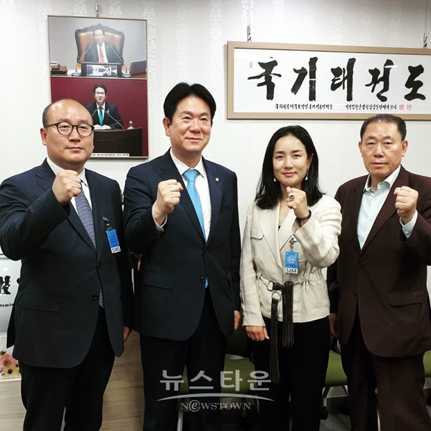 서강전문학교가 우리나라 ‘국기’인 태권도 발전에 기여하고 국위를 선양할 수 있는 인재양성을 위해 이동섭 국회의원 자문으로 태권도학과를 신설한다.