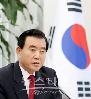 홍문표 국회의원(충남 예산·홍성군)