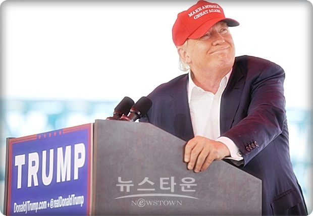 파멸적인 경기후퇴(recession)을 거꾸로 돌리며 급성장을 실현한 미국 내 “승자의 도시”  한편 다른 많은 지방 도시는 일자리와 투자 축소로 이어지면서 미국 내 지역 간 격차는 더욱 깊어지고 있다. 그리고 이러한 단층의 존재는 성장이 늦은 지역에서 큰 지지를 얻음으로써 대통령 자리를 얻게 된 도널드 트럼프의 인기를 낳는 원인이 됐다. 즉 도시 간, 지역 간의 빈부 격차가 오히려 트럼프 대통령을 지지하는 원인으로 됐다는 것이다.