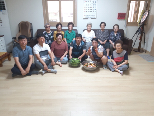 우만1동 단체장협의회 건강한여름나기 복달임행사