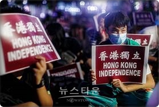 중국 환구시보는  “일부 미국의 인사가 홍콩 문제와 무역 협상을 엮으려 하는 시도를 하고 있으나, 이는 모두 쇼에 불과하다”면서, “미국 정치에서 이런 종류의 허장성세는 흔한 일”이라고 지적했다.