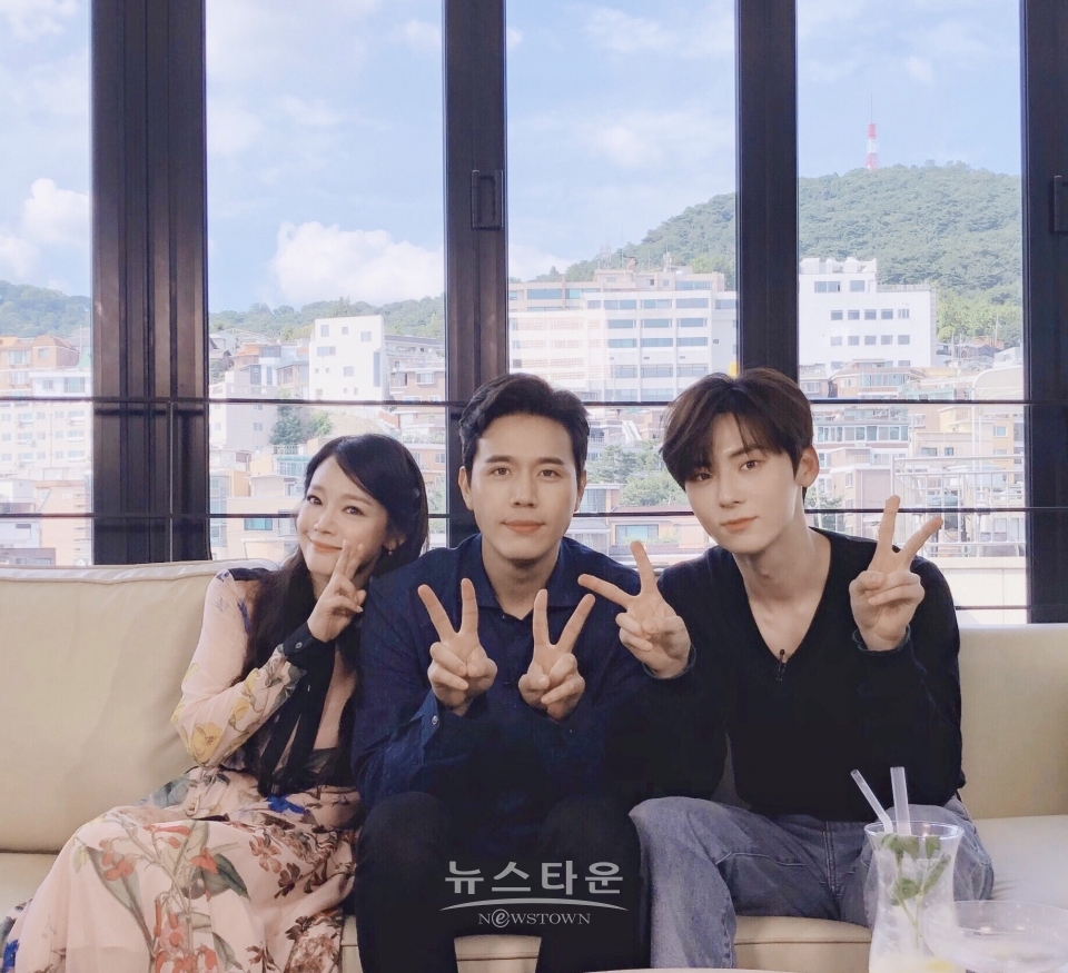 뮤지컬 마리 앙투아네트 김소현 손준호 황민현 23일 연예가 중계 출연!