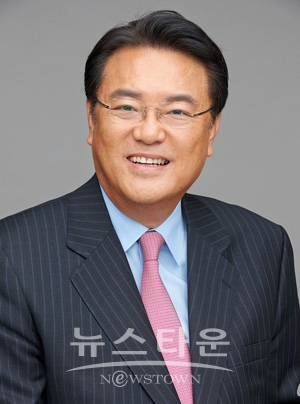 정진석 국회의원