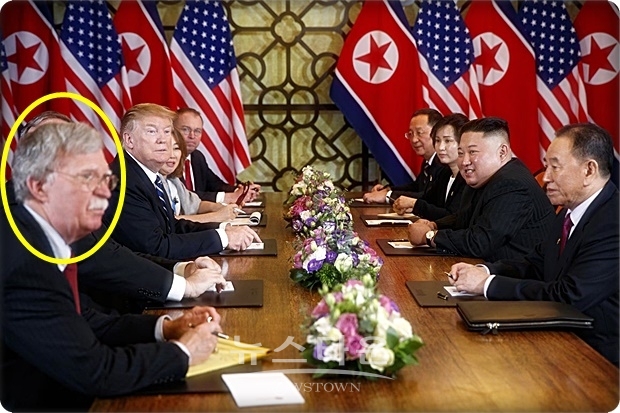 트럼프 대통령은 또 “김정은 위원장이 볼튼 전 보좌관과 아무 관계도 맺으려 하지 않았으며(he wanted nothing to do with John Bolton), 볼튼 전 보좌관의 발언은 현명한 것이 아니었다”고 거듭 강조했다.