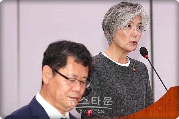 강 장관은 또 “북미 정상회담의 성공을 위해서라도 북미 실무진이 어느 정도 만나서 정상회담 결과의 일차적 논의를 해야 한다고 생각한다”고 덧붙였다.