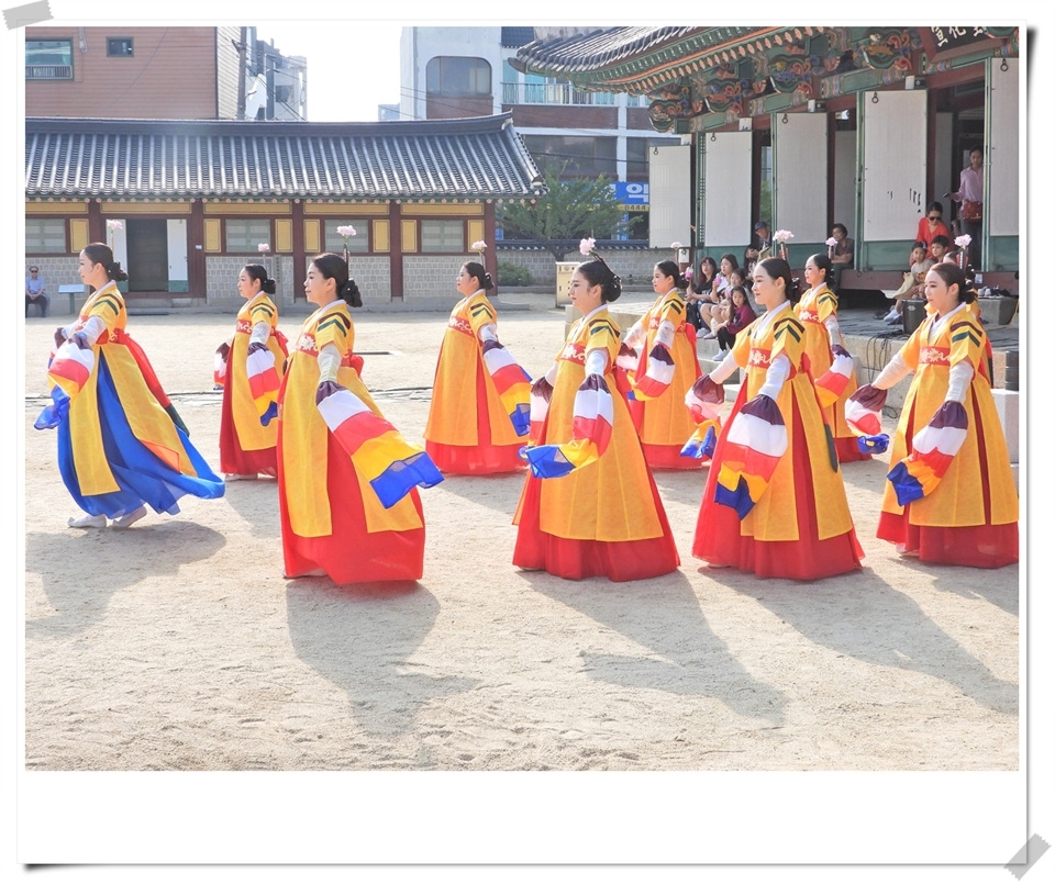 가을 여행주간 강원감영 취고수악대 수문병 교대식, 화관무,