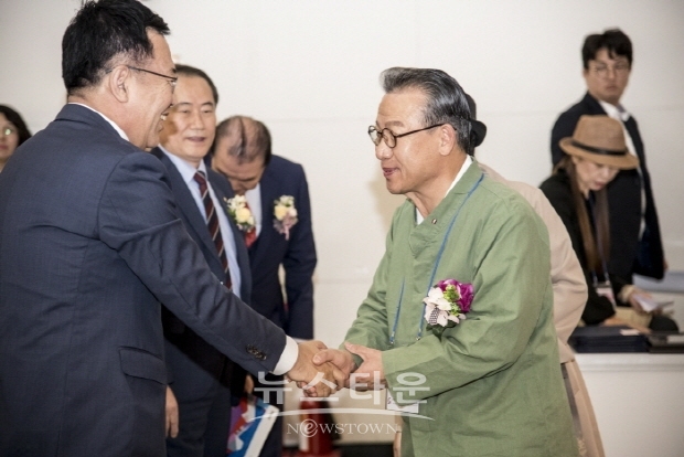 2019 인천국제아트페어 개최(김한정 기자)