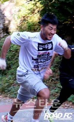 권아솔선수 매일 치악산을 뛰며 훈련 / 고득용기자 ⓒ뉴스타운