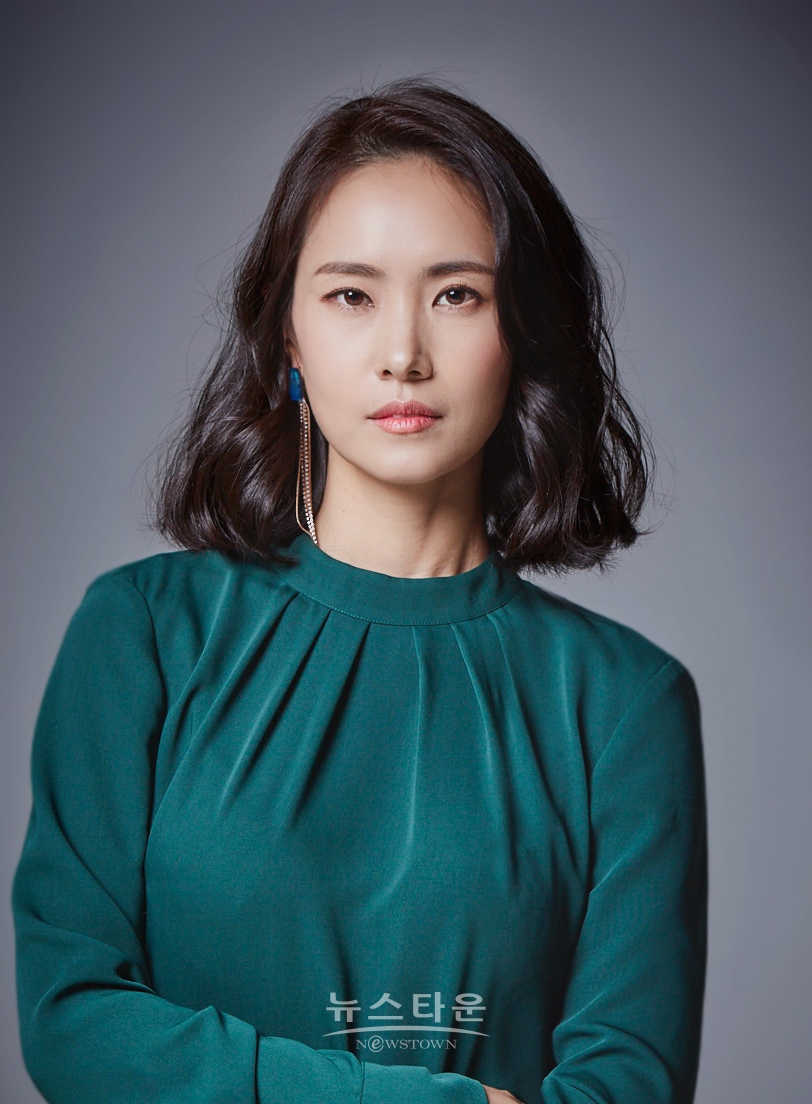 다양한 드라마에서 강렬하고 인상깊은 연기를 펼친 배우 박수연