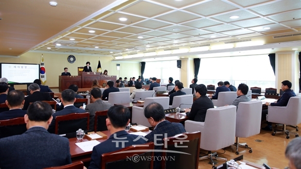 제216회 정례회 제2차 본회의