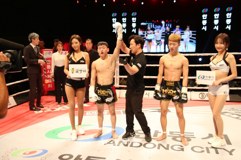 3분 3라운드 8분59초에 K.O 승리 / 고득용기자 ⓒ뉴스타운