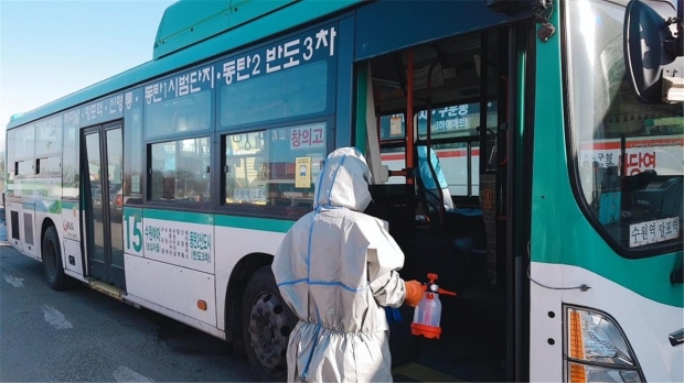 화성시 관내 버스 방역 모습