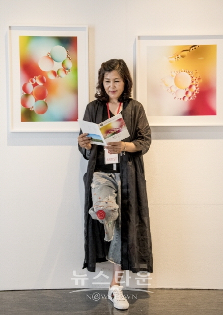 강향옥 사진작가의 ‘5월의 왈츠’(김한정 기자)