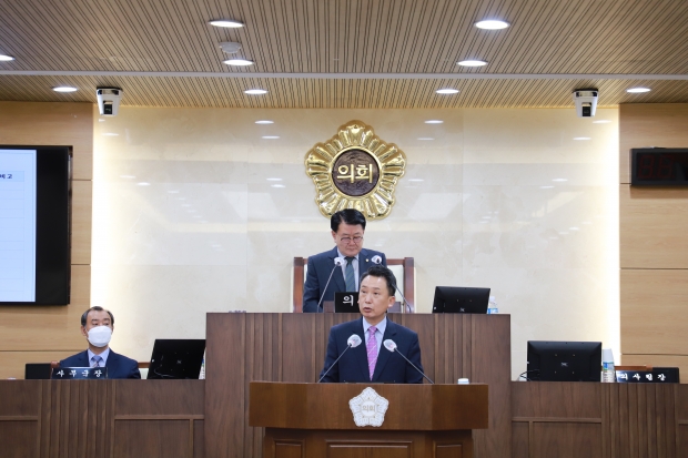 강정구 부의장