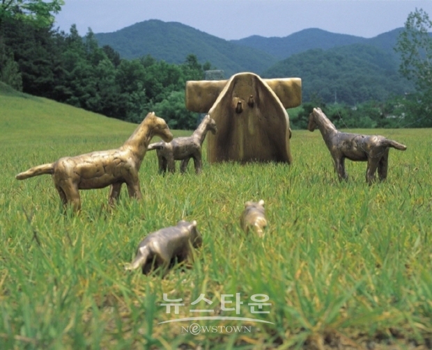 김선영 조각전 ‘궁극적 욕망’(김한정 기자)