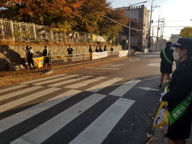 어린이 교통사고 줄이기 캠페인