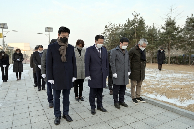 보훈공원 참배
