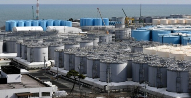 일본 후쿠시마 제 1원전 사고에 의한 방사성 물질 오염수(contaminated water, not treated water)저장 탱크. 일본 정부는 13일 방사성 물질 오염수를 해양 방출하겠다고 공식 결정, 국내외로부터 엄청난 반대의 목소리에 직면 (사진 : 유튜브 캡처)