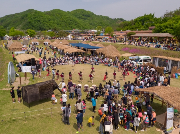석장리구석기축제장 전경