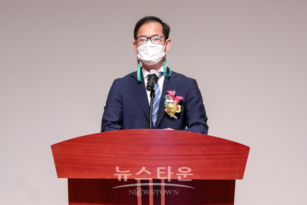 윤동현 제7대 당진시부시장
