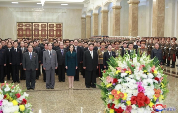 김정은 부인 리설주의 동정이 전해진 것은 예술 공연을 관람했다고 보도된 지난 5월 6일 이후 약 4개월 만이다. (사진 : 조선중앙통신 VIA 유튜브)
