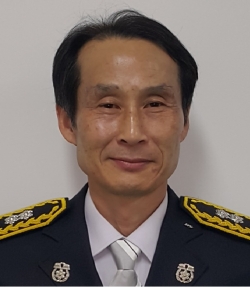 대민봉사상을 수상한 정지용씨