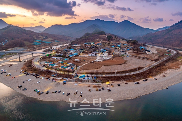 충주 수주팔봉
