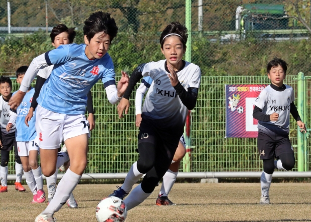 화랑대기 전국유소년축구대회 첫 주말 경기 사진