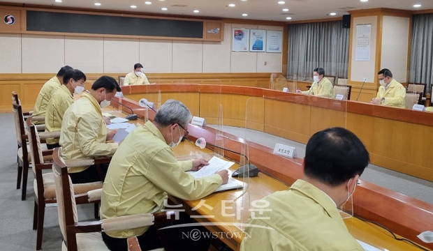 정책토론회의