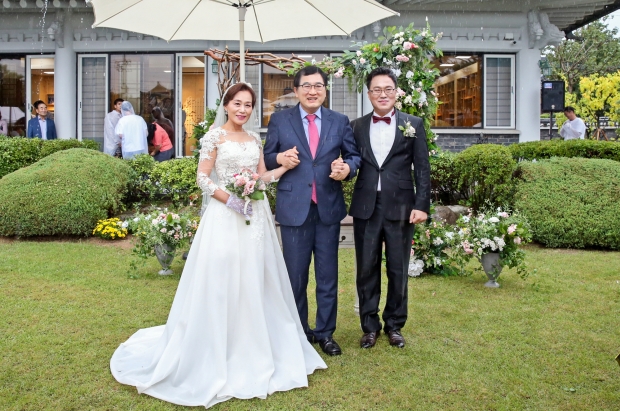 지난 2019년 9월 21일 ‘경주시국제문화교류관’ 개관 당일 1호로 개최된 작은 결혼식 모습