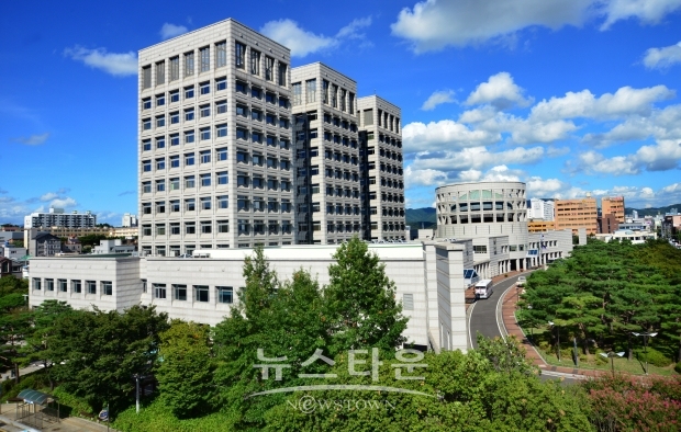 진주시청 전경