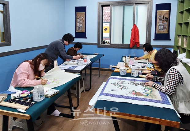 찾아가는 평생학습사랑방(민화 교실)