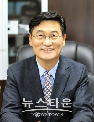 청양군지역활성화재단 김윤호 이사장